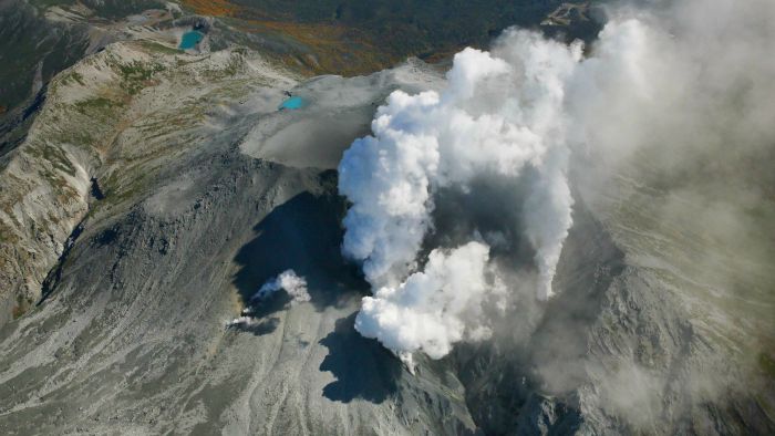 japan_vulkan_reuters_kyodo