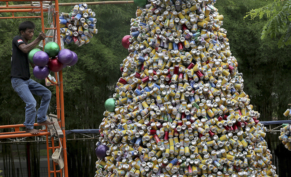 Tanjug/AP/Tatan Syuflana