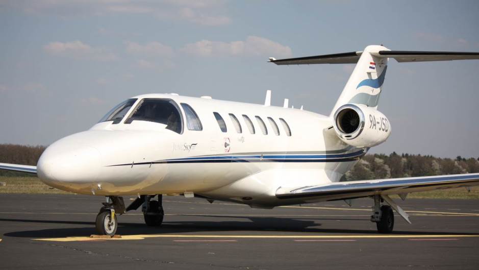jung-sky-cessna-525a-cj2-9a-jsd-202755.jpeg
