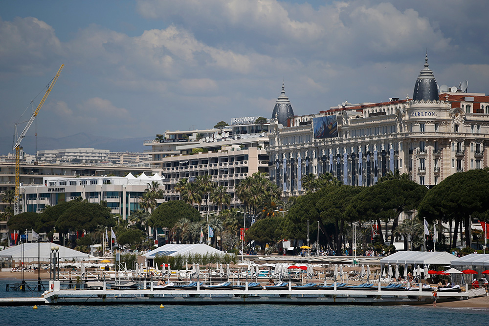 REUTERS/Stephane Mahe