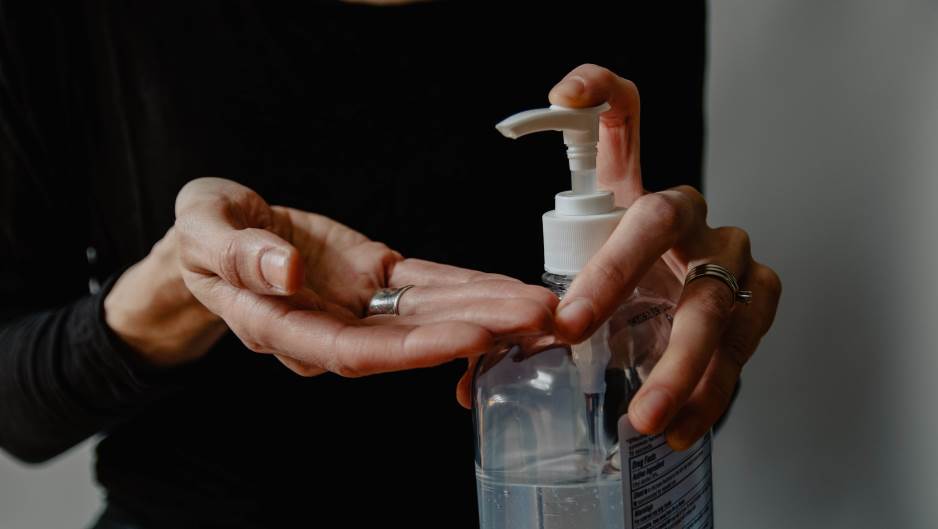 kelly-sikkema-iHYs3h94MNE-unsplash