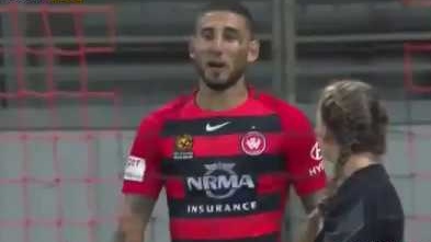 Kerem Bulut slavi nepostojeći gol