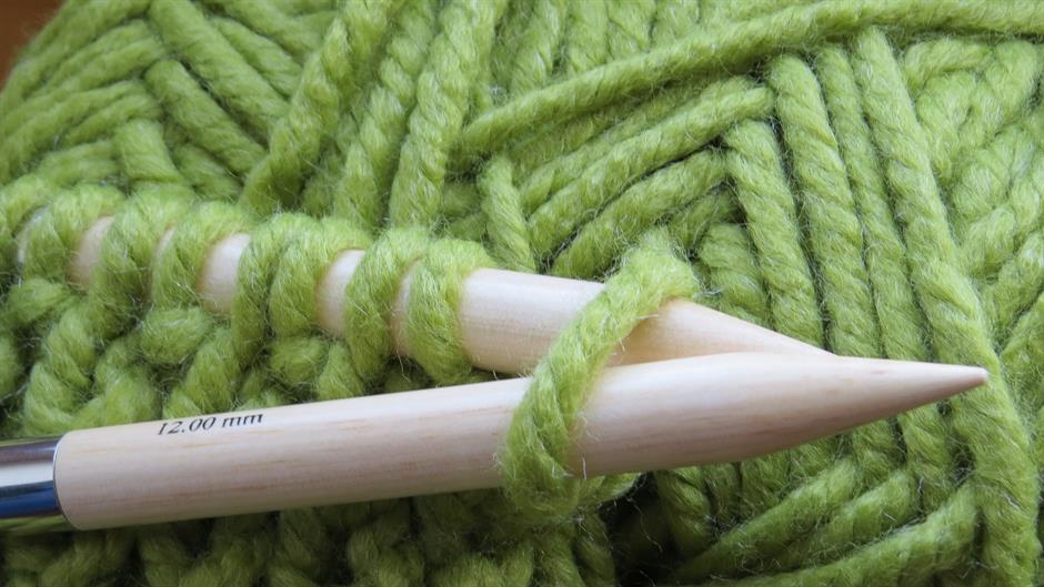 knit-637084_1920