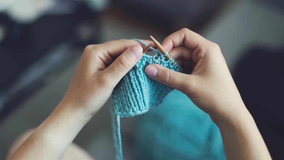 knit-869221_960_720