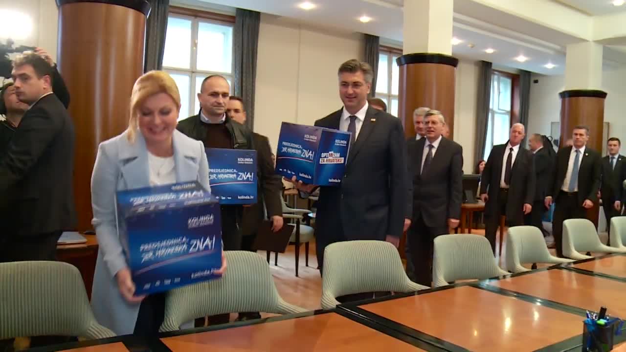 Kolinda Grabar-Kitarović i Miroslav Škoro predali potpise za predsjedničku kandidaturu