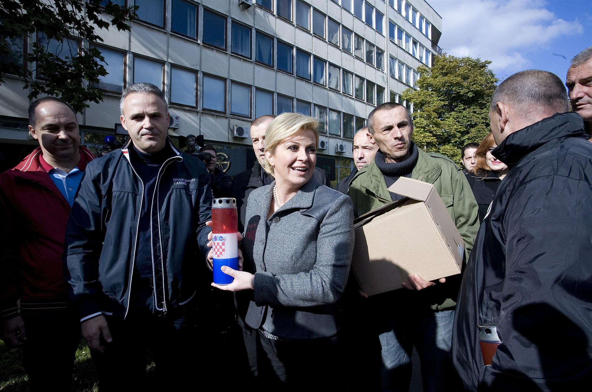 kolinda grabar kitarovic prosvjed branitelji cropix Sandra Simunovic