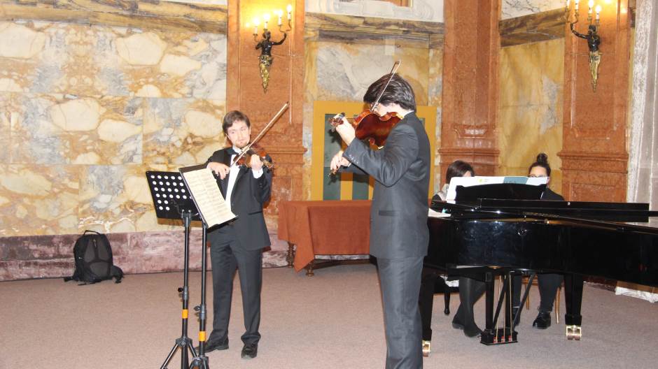 koncert-na-kresnikovim-violinama-matej-mijalic-i-ivan-graziani-3-205198.jpeg