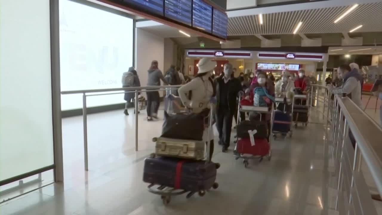 Korona virus hara i dalje, broj oboljelih raste, epidemija bi mogla biti globalna