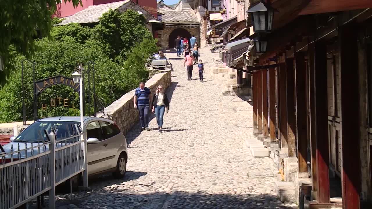 Koronavirus u susjedstvu i u svijetu