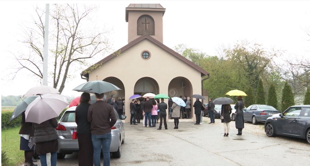 krizma, crkva, petruševec