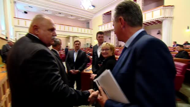 Kujundžić ostaje ministar