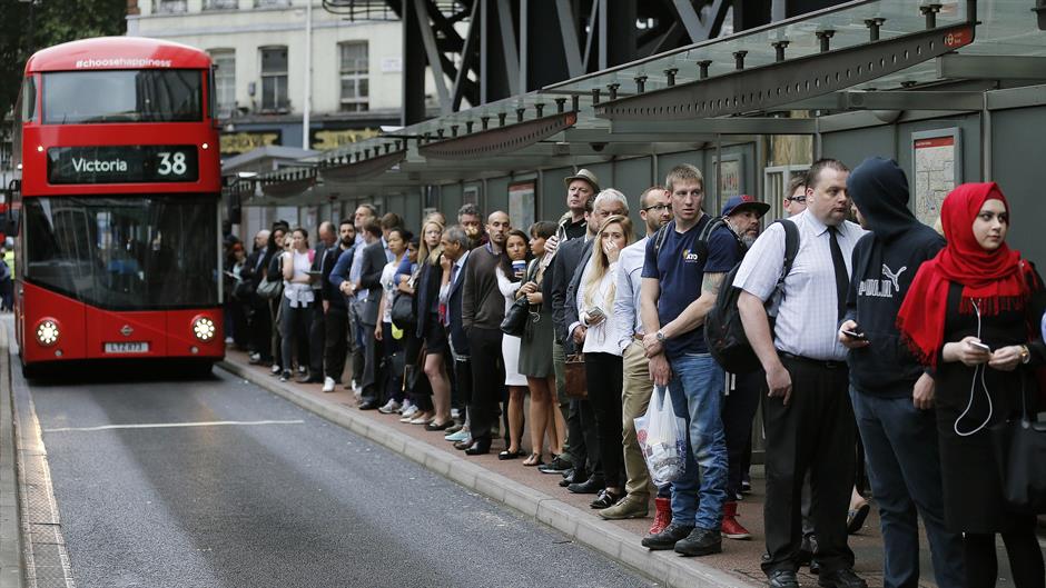 london gužve Tanjug AP Frank Augstein