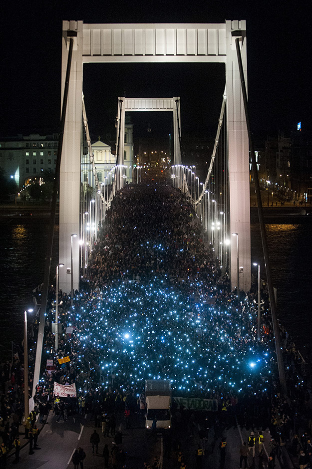 TANJUG/AP/Janos Marjai