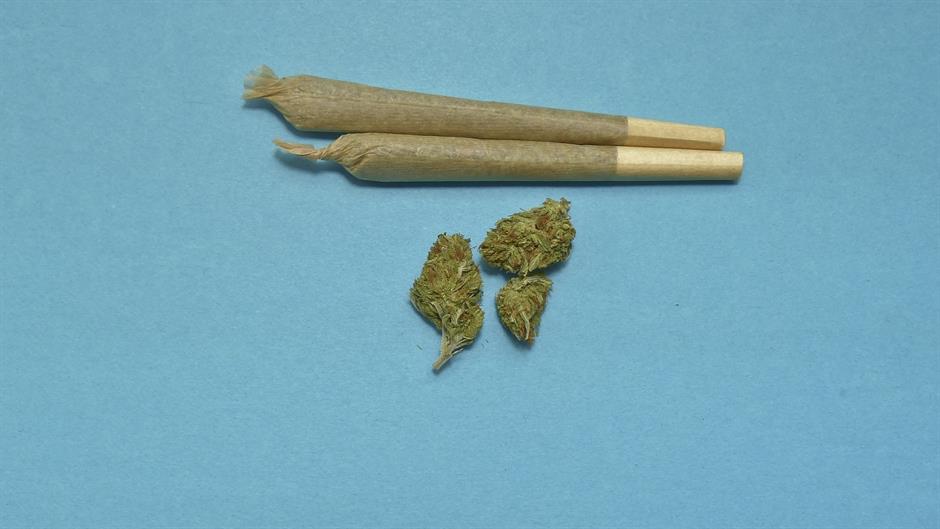 marijuana-2248066_1920