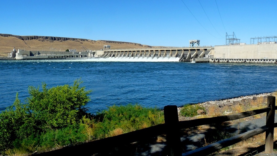 mcnary-oregon-241459_960_720