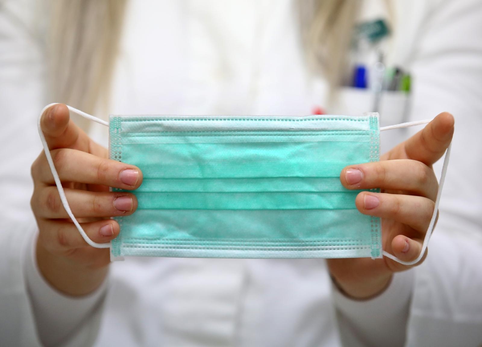 Medicinska maska za lice