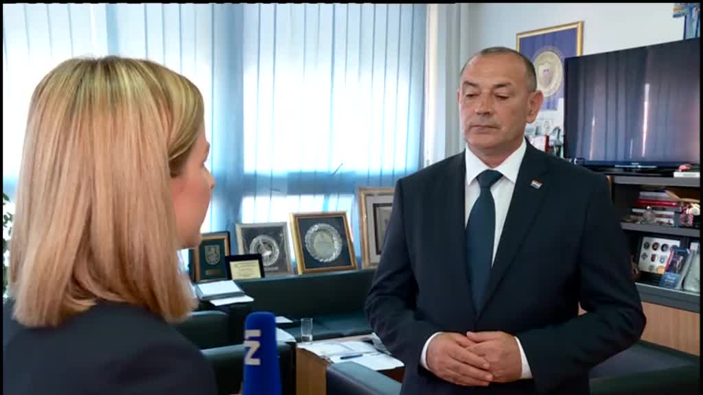 Medved o intervjuu predsjednice za Hrvatski tjednik: Ona bira medij i vrijeme