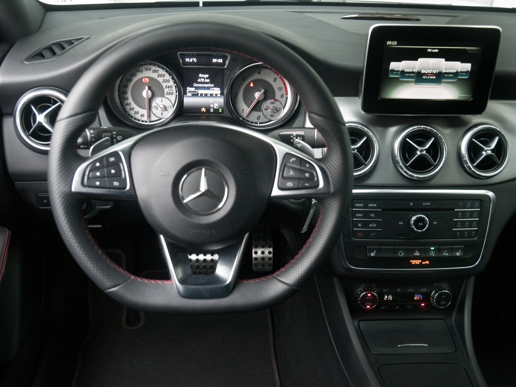 mercedes_benz_cla_shooting_brake_11