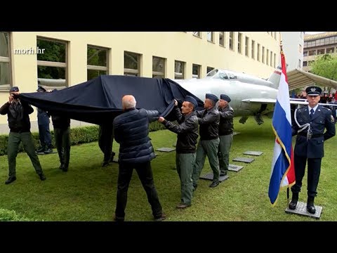 MiG Rudolfa Perešina ispred MORH-a
