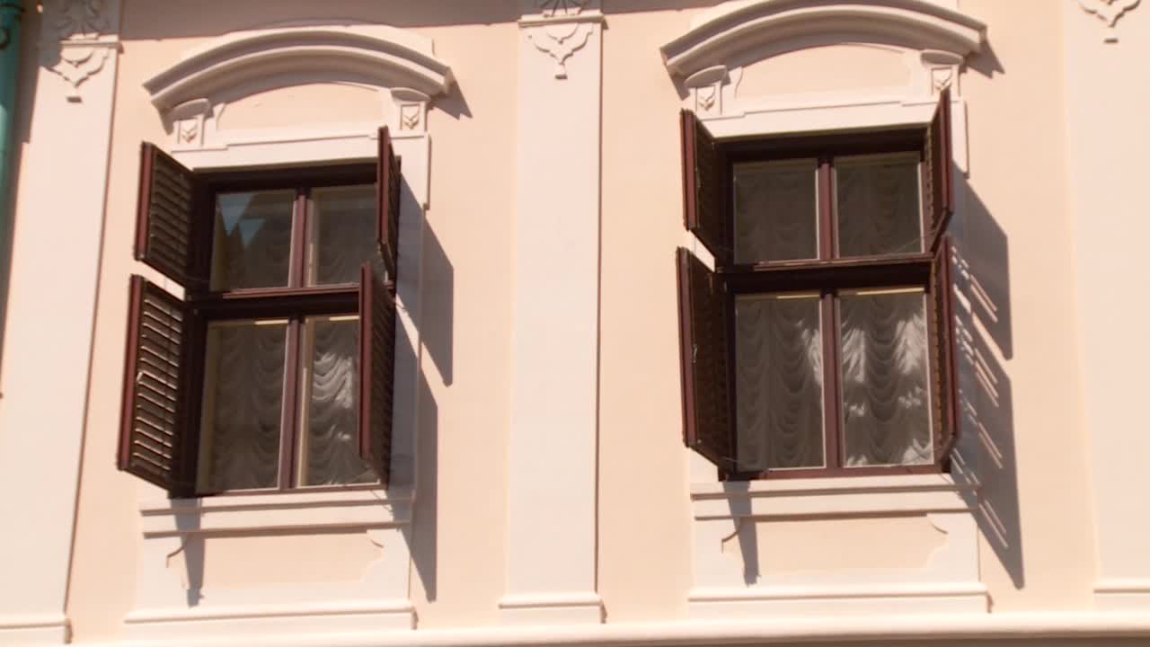 Milanović i Plenković na godišnjem odmoru, u Zagrebu dežuran Medved