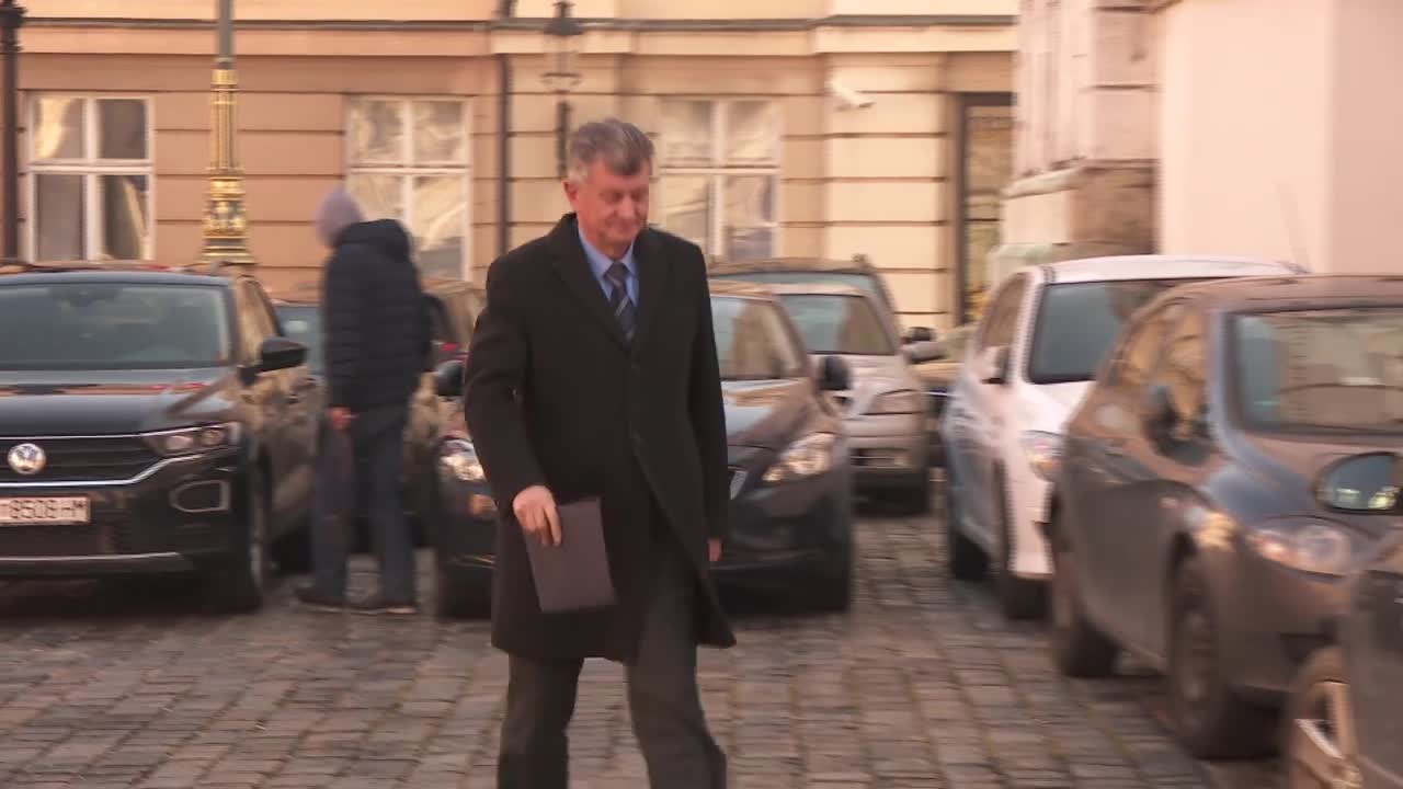 Ministar Kujundžić pokušava objasniti vrijednost svojih nekretnina