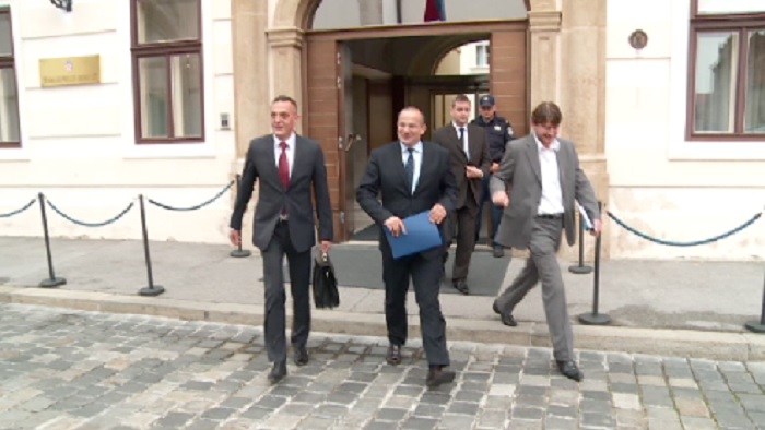 ministri_ustede_n1video