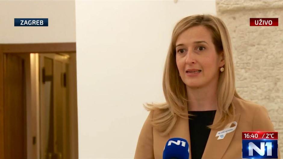 mirela ahmetović