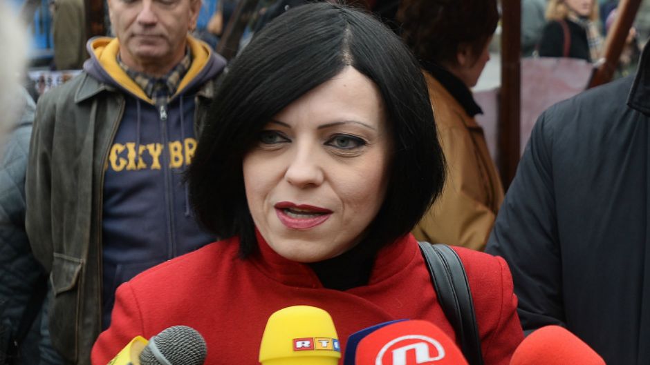 Mirela Holy CROPIX oran Mehkek