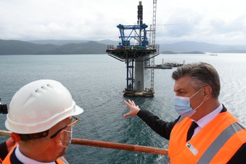 Andrej Plenković, Pelješki most