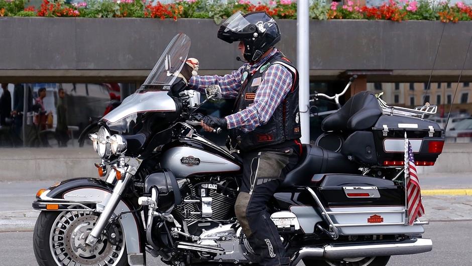 motorcycle-2075609_1280