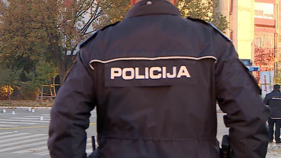 MUP-KS-policija-policajac