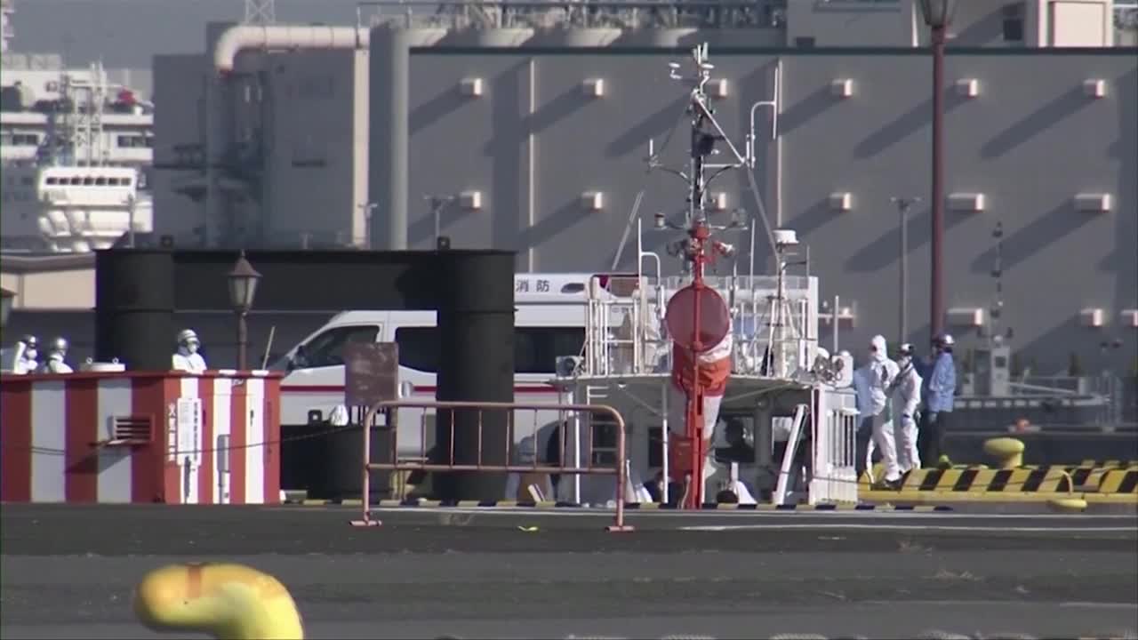 Na japanskom kruzeru desetak zaraženih, tisuće u karanteni