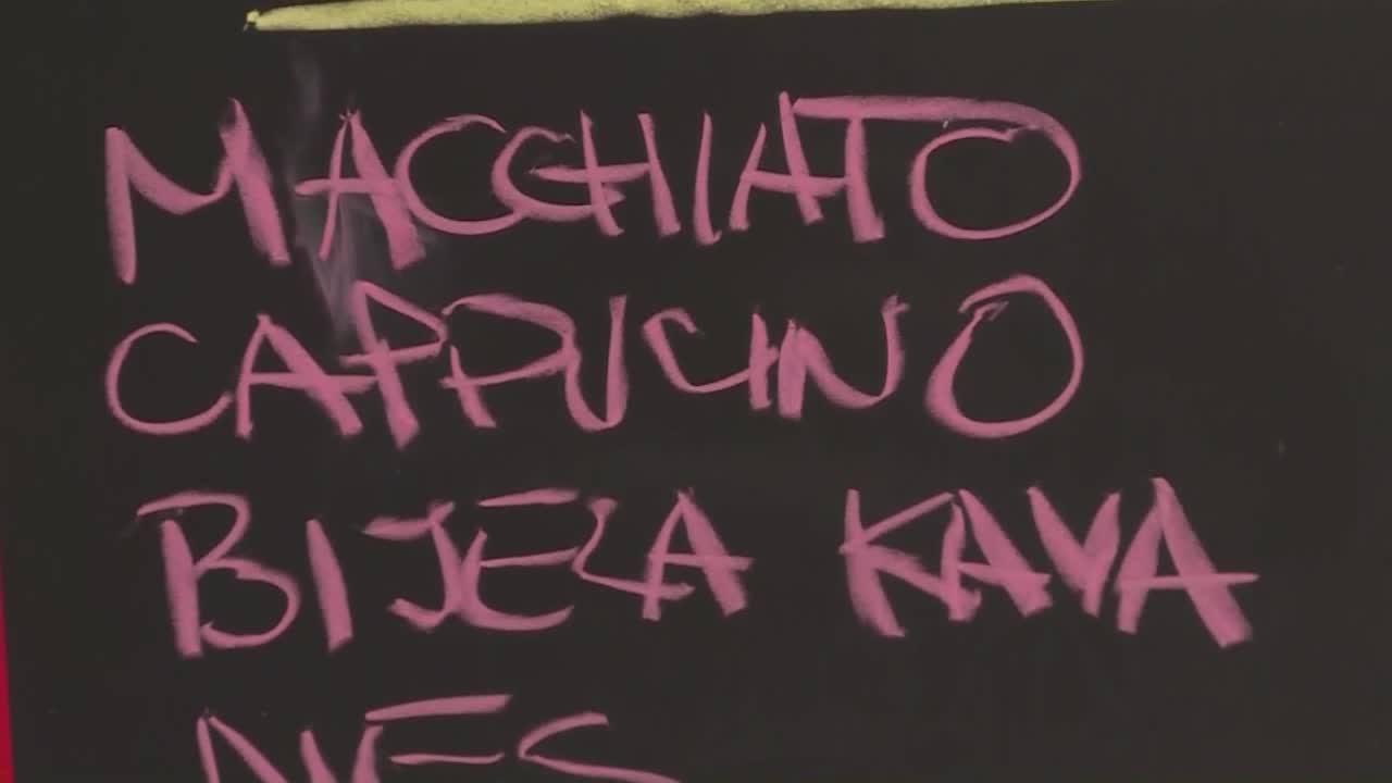 Nelogičnosti mjera: Kafići zatvoreni, shopping centri otvoreni