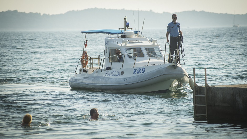 nesreca_avion2-080615