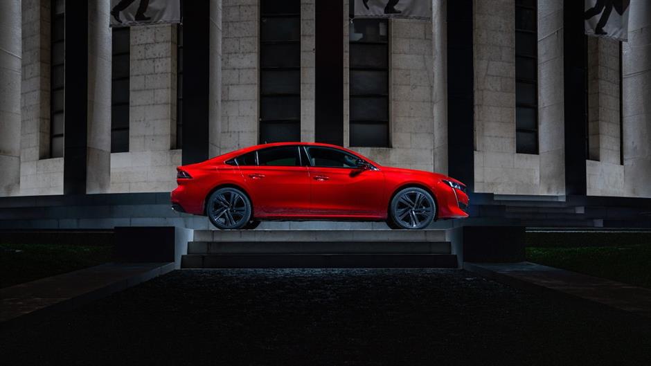 novi-peugeot-508-01