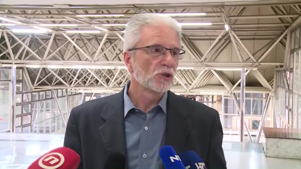 Odluka o referendumu danas neće biti donesena