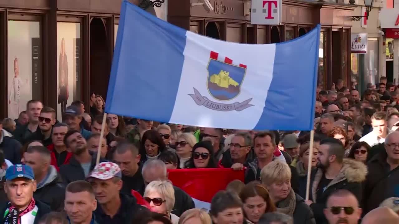 Oko 65 000 ljudi u vukovarskoj koloni