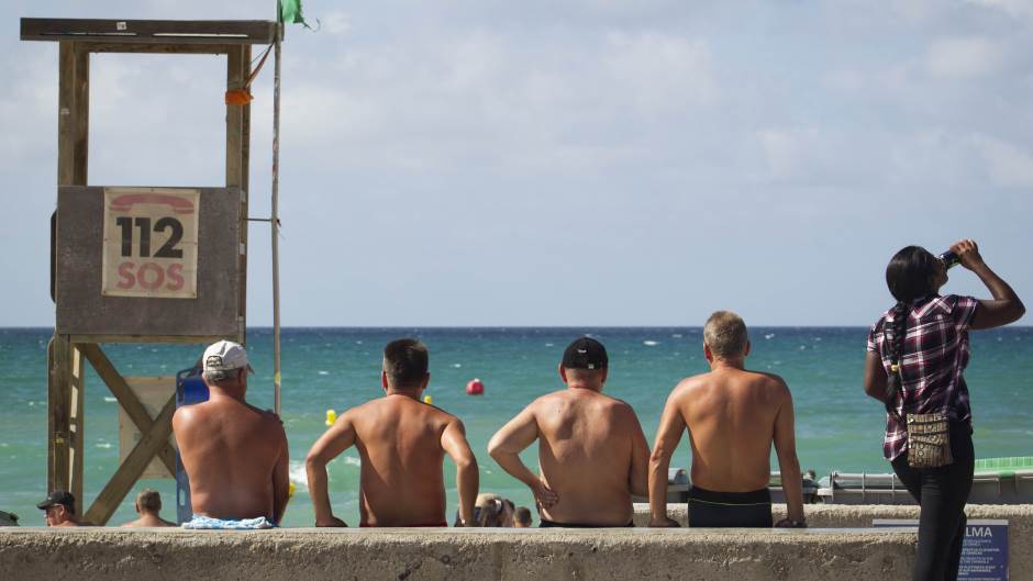 Palma de mallorca plaža turisti