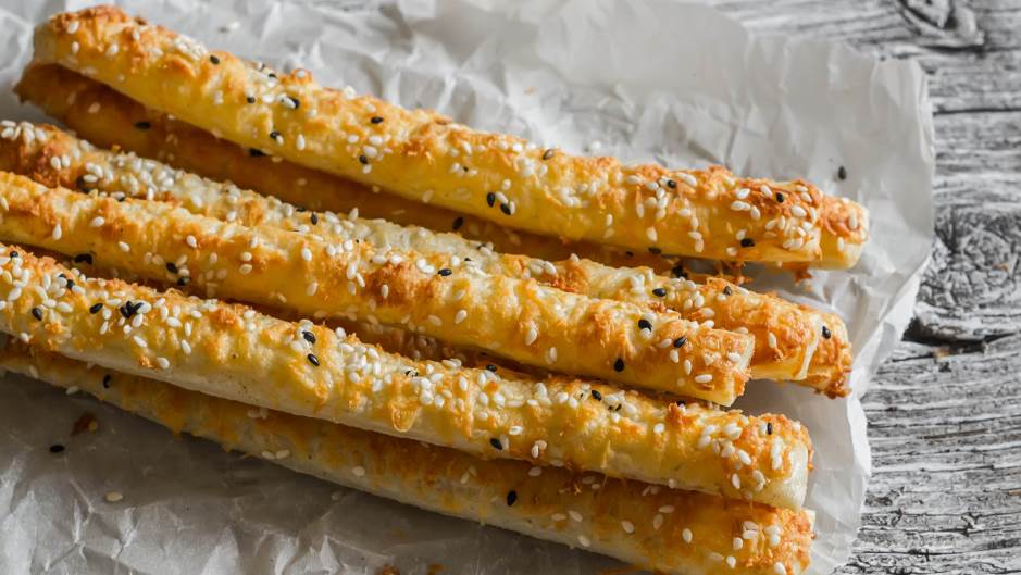 štapići sa sirom, pecivo