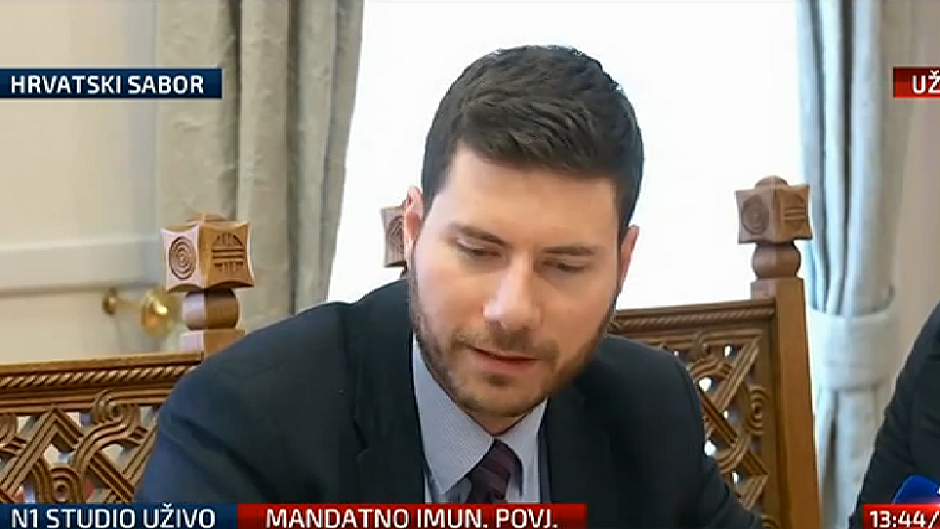 pernar-78904.png