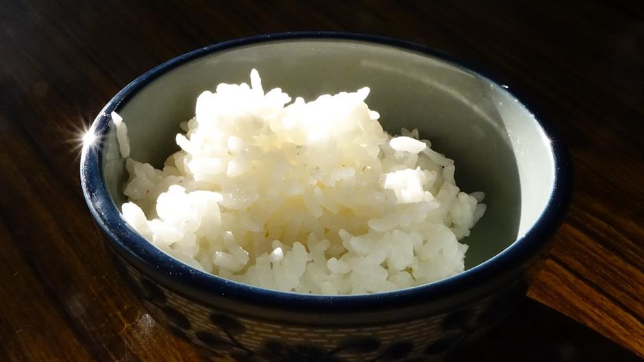 plain-cooked-rice-1583098_1280