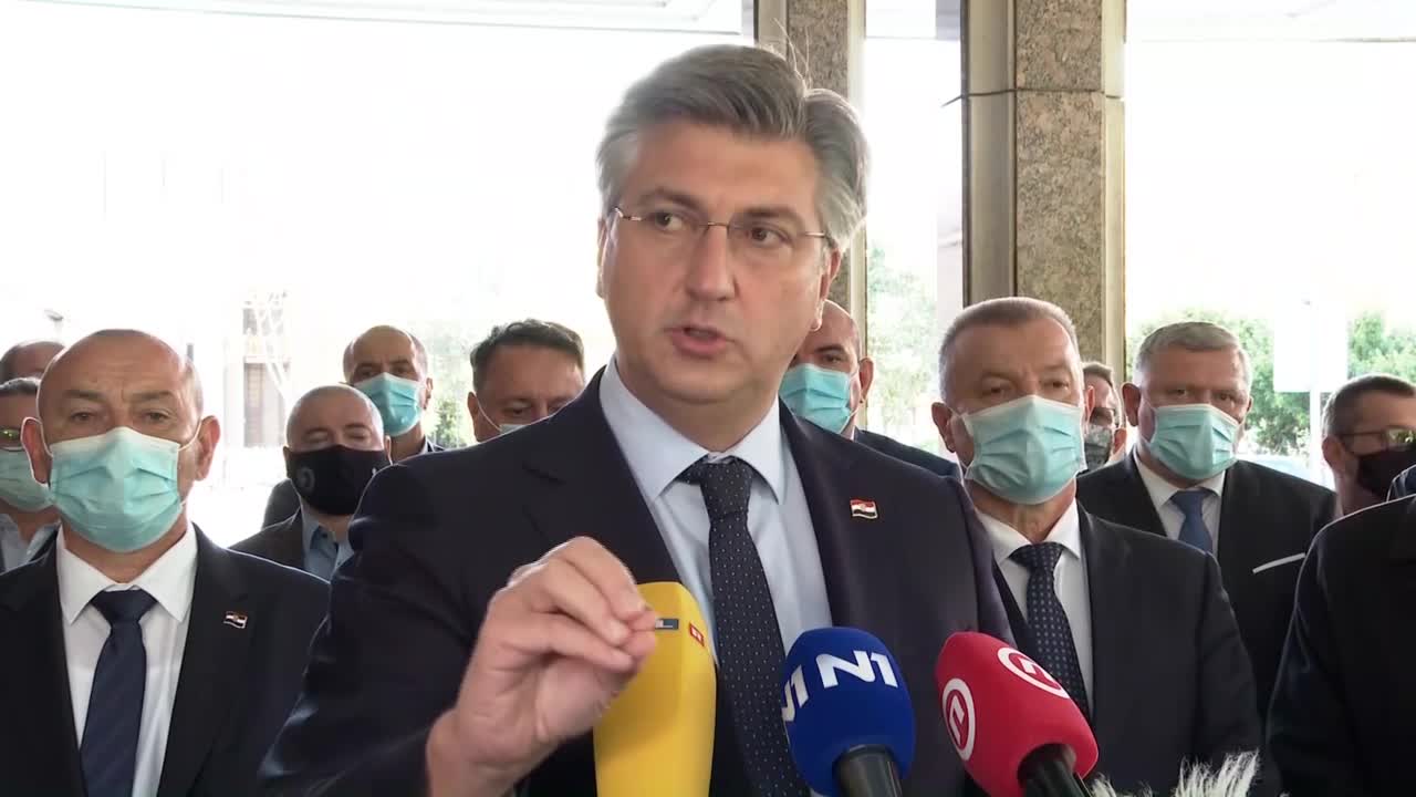 Plenković: Da sam kao Milanović, rekao bih da je on 54-godišnji šmrkavac