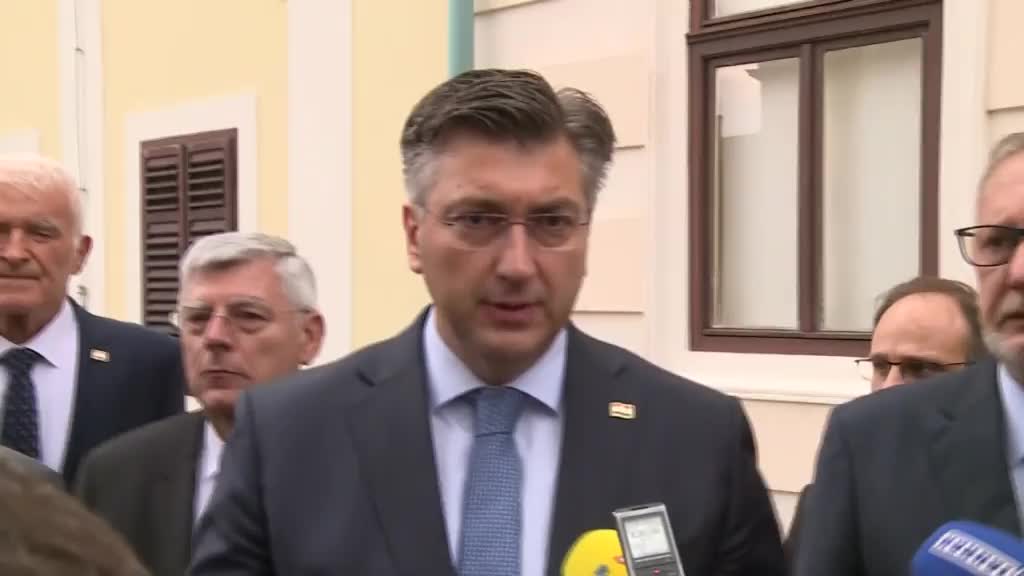 Plenković o promjeni Zakona o blagdanima spomendanima i neradnim danima