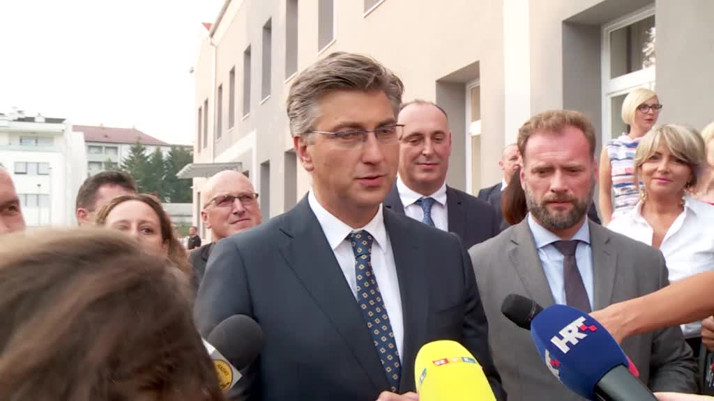 Plenković: Razgovarao sam s Pupovcem
