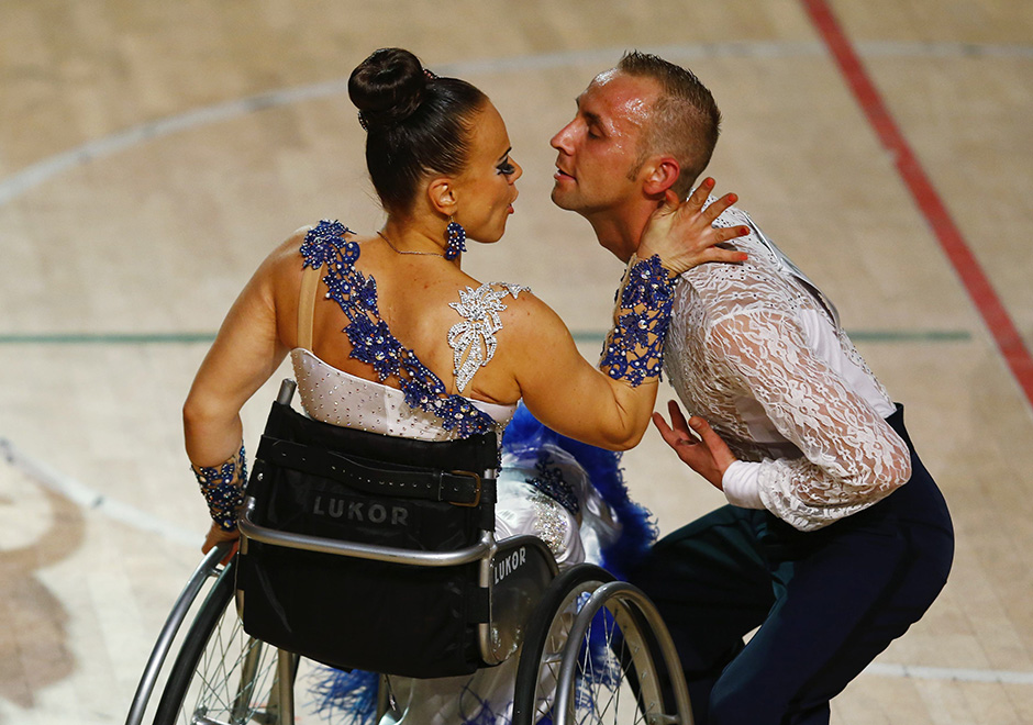 REUTERS/Kacper Pempel