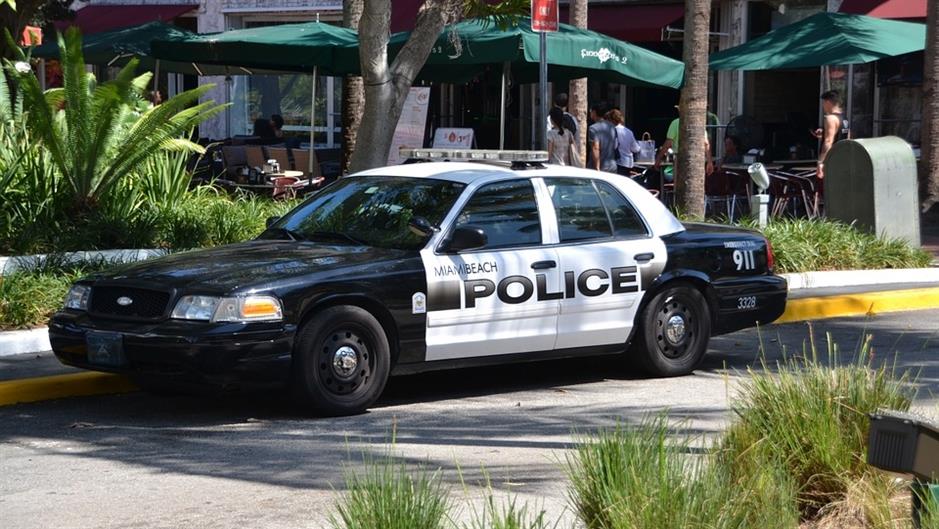 police-874483_960_720