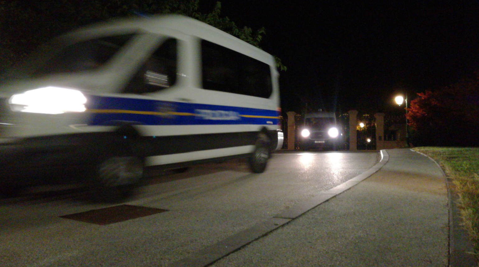 Policija napušta Kulmerove dvore1