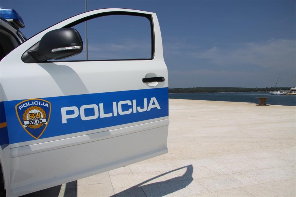policija, more
