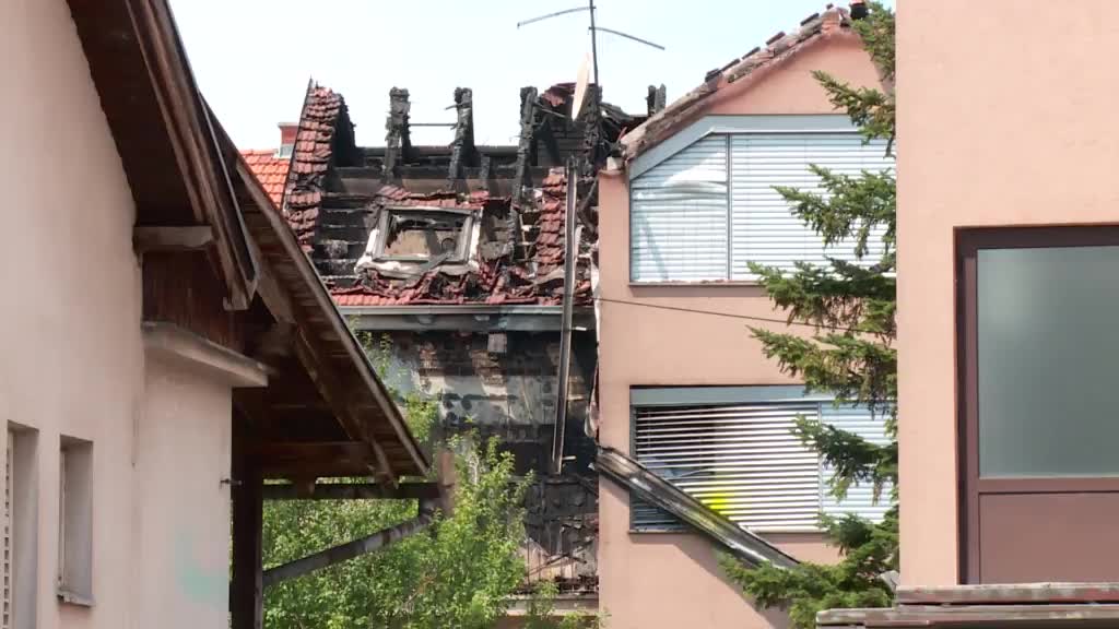 Potreseni vatrogasci opraštaju se od brata po vatri