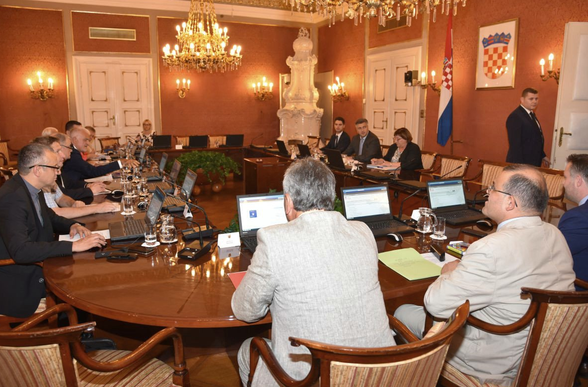 Povjerenstvo za suočavanje s prošlošću